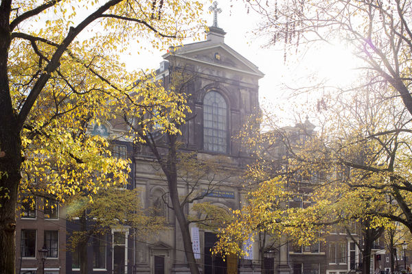 de duif uitvaart amsterdam